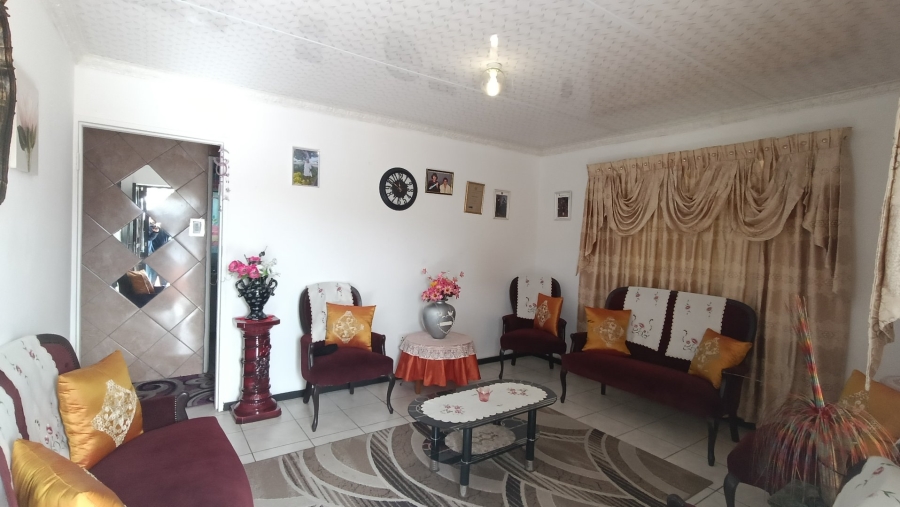 3 Bedroom Property for Sale in Palm Park Western Cape